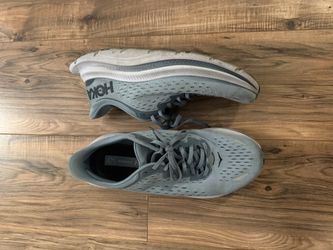 Men Hokas 10.5
