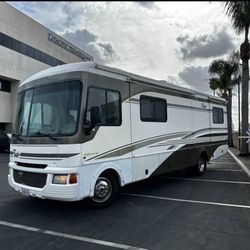 2004 Fleetwood Flair 31A CLASS A RV