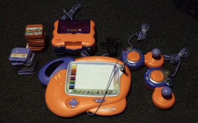 V Smile video game system with games original power supply