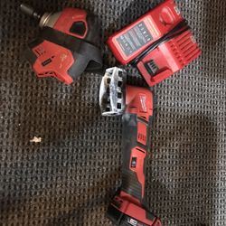 Milwaukee Multi Tool And Palm Nailer