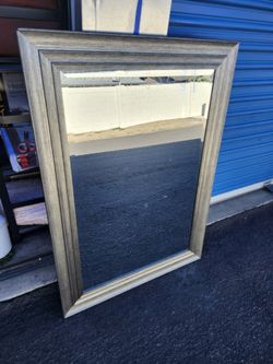 Mirror 32 X 40 