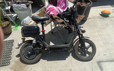 Electric scooter