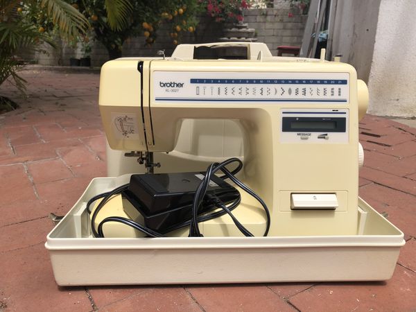 Brother Xl-3027 Sewing machine- Mint for Sale in West Hollywood, CA