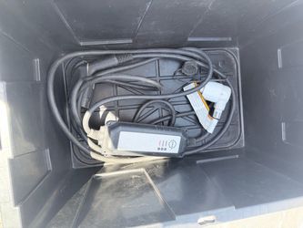 Nissan Leaf OEM EV Charger – 240V 30A Level 2 – NEMA 14-50 Plug – Model 296900