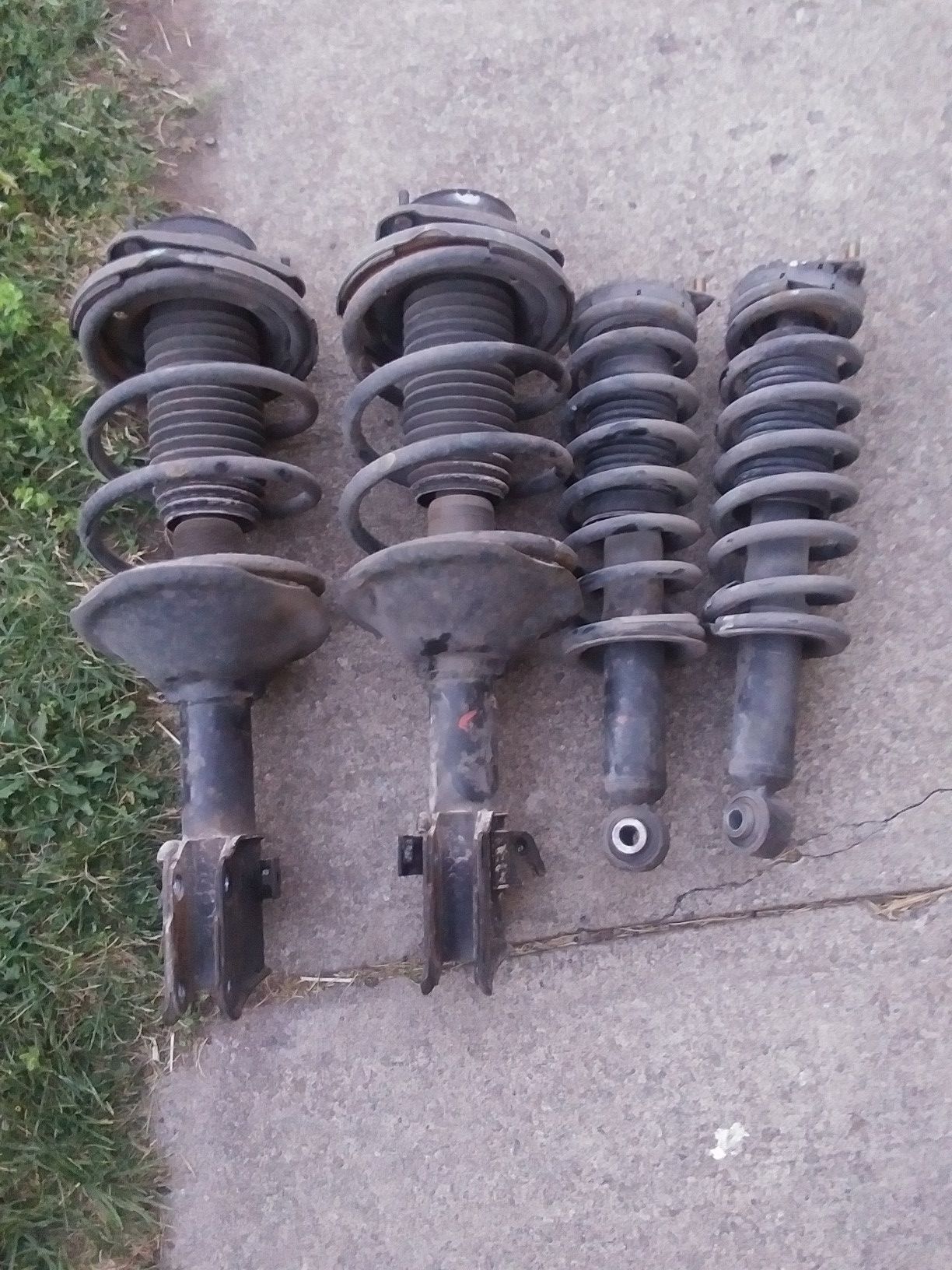 Subaru struts (shocks)