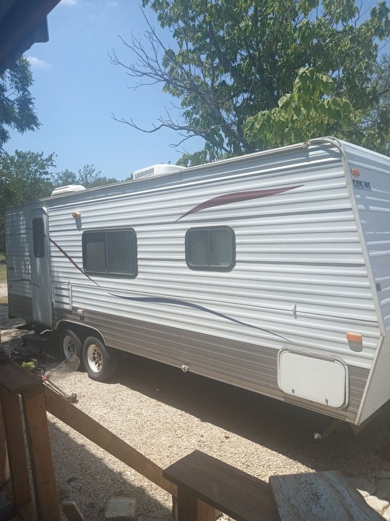 2011 Skyline nomad model 208 208