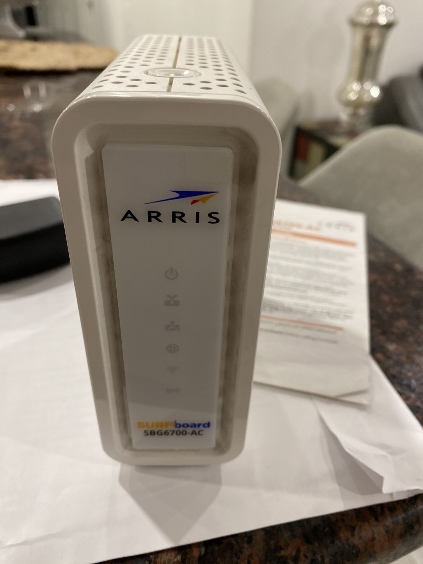 Arris Wireless Cable Modem Gateway 
