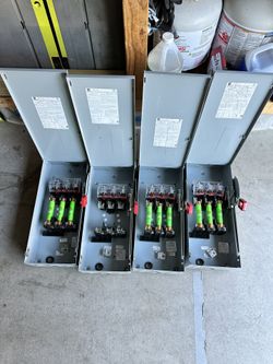 60 amp 600 Volt 3 Pole Fusible Heavy Duty Service Disconnects