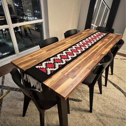 🏡 Moving Sale! Solid Wood Dining Table + 6 Chairs — Excellent Condition!