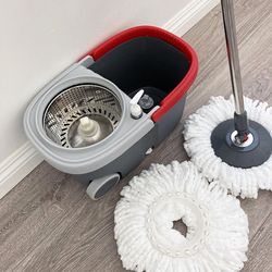 (New) $25 Spin Mop System with Wheels & Handle, Include 2pcs Replacement microfiber mops 
