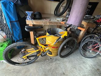 Cannondale Jekyll 600 Full Suspension Mountain Bike