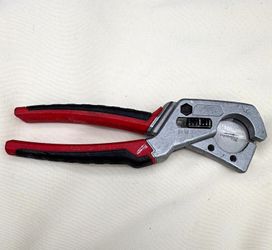 Milwaukee 48-22-4530 Ratchet Pipe Cutter MPN 48-22-4530 1/2-1-1/4 in