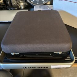 Sennheiser TeamConnect Wireless Conference Case Set 