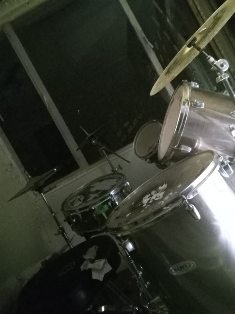 Drums