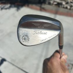 Titleist golf wedge