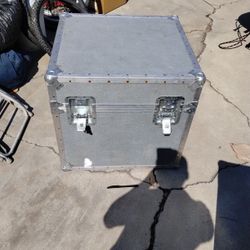 Flying Case