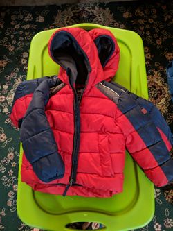 Hawke & Co. Brand boys 2 / 3 toddler puffer jackets. Two available
