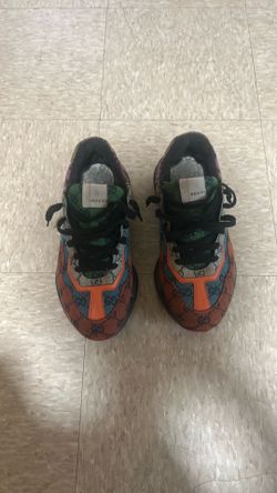 Gucci sneakers