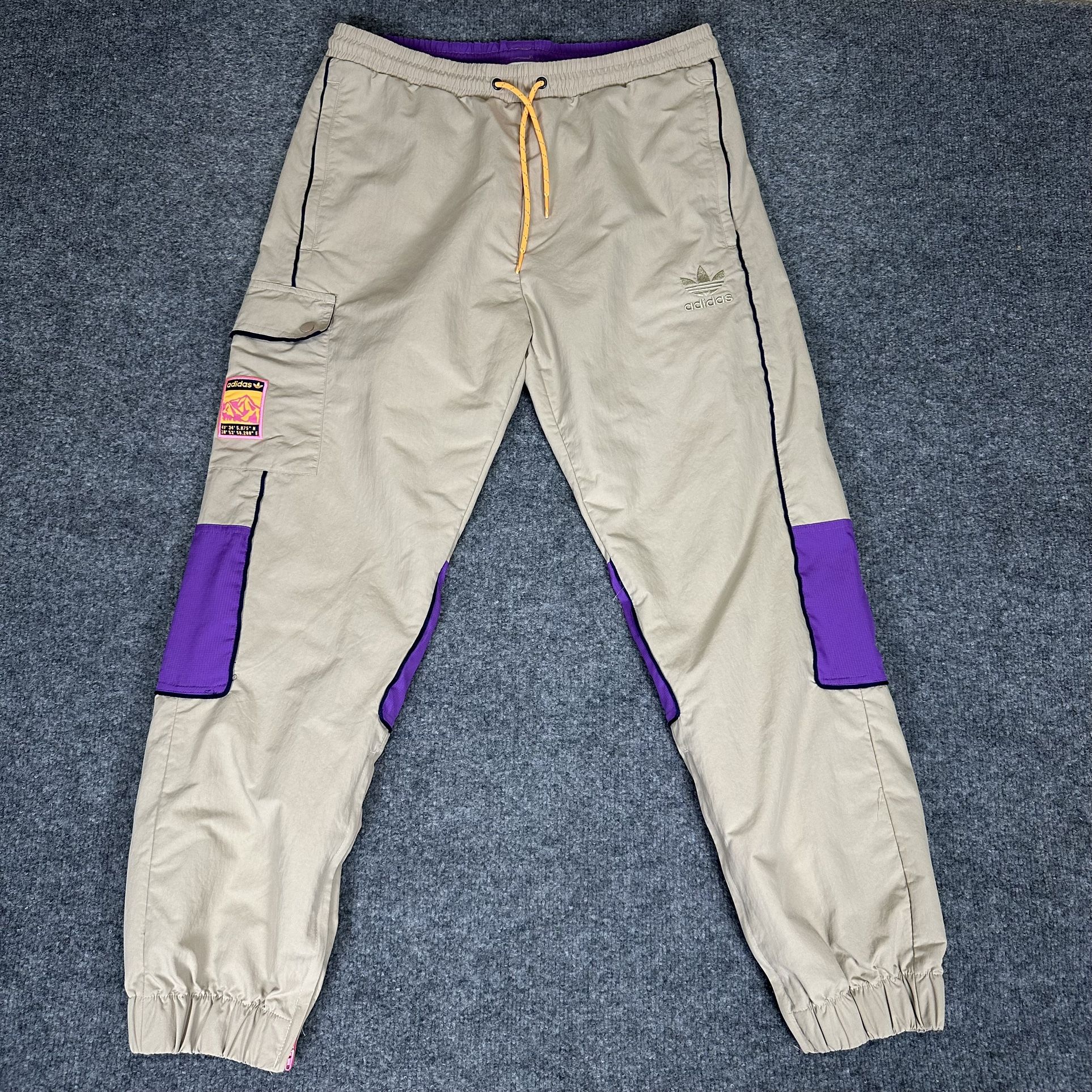 Adidas Track Pants Mens Medium 32x28 Beige Adiplove Trefoil Mid Rise Adult