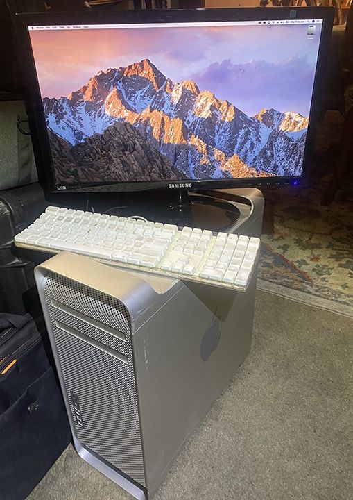 Mac Pro 2010 2X 3.46 Ghz, 6 core Intel Xeon $475