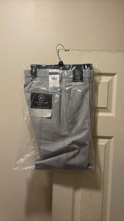 J.M. Haggar Premium Dress Pant Slim Fit 29x30