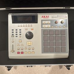 Akai MPC 2000XL