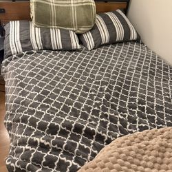 Bed Frame With Mattress 