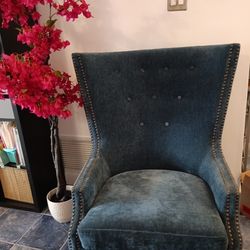 Elegant chair - have a pair (2)