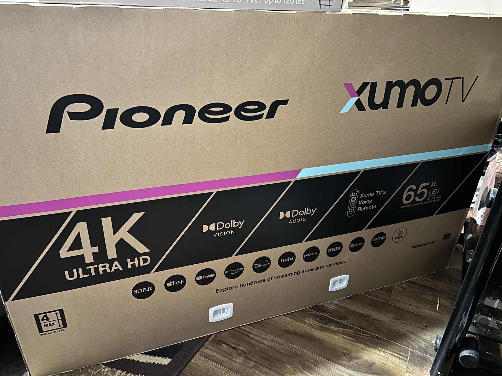 Pioneer 65" Smart TV