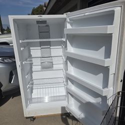 Freezer Whirlpool Upright. 