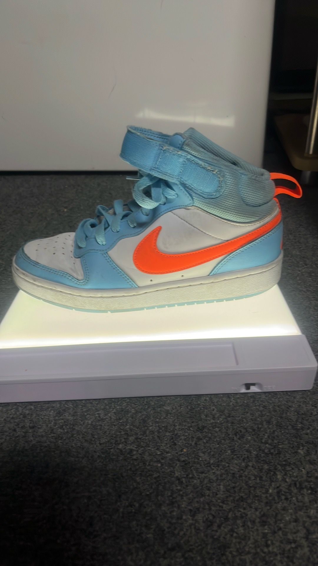 Nike shoes Nike shoes