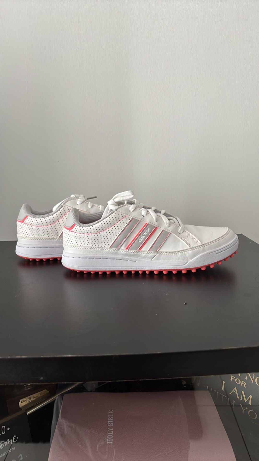 Adidas Sneakers
