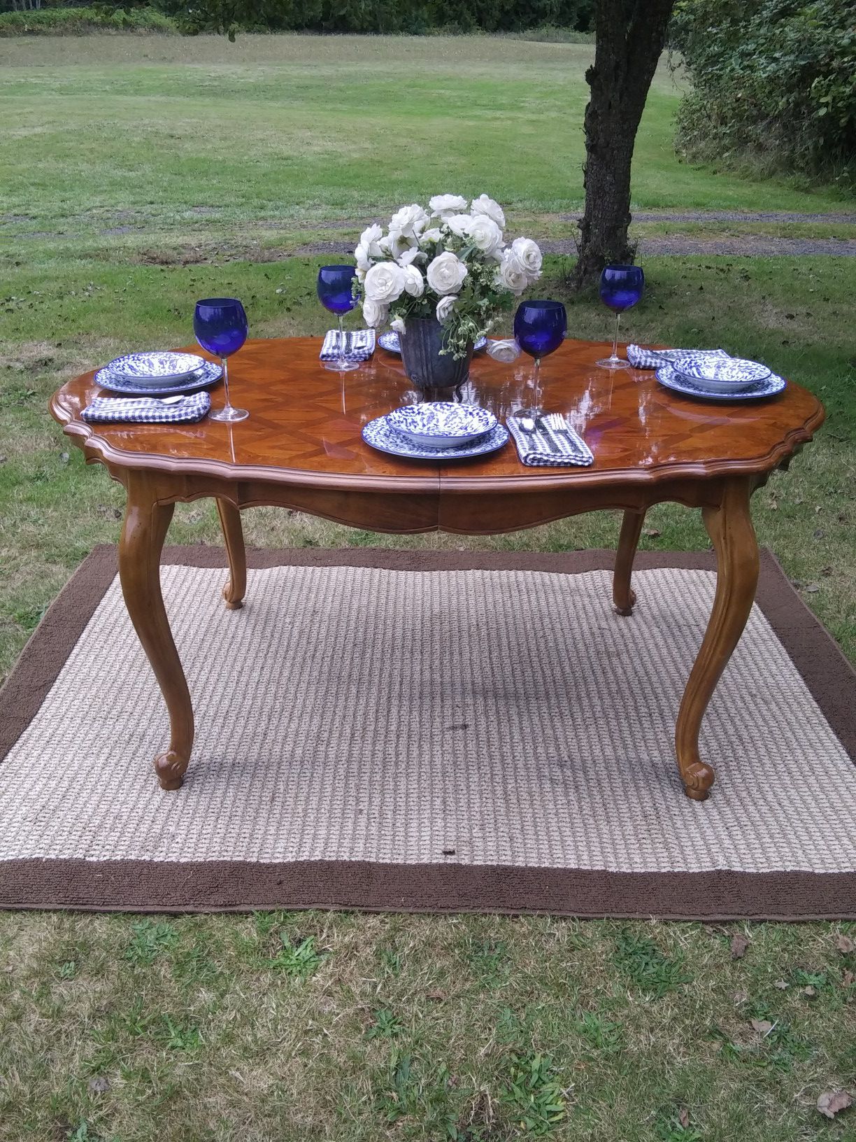 Elegant formal dining room table - delivery available