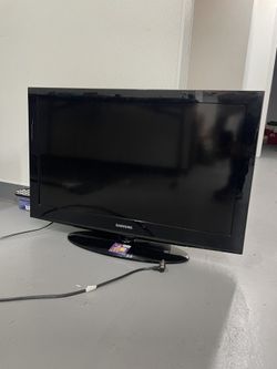 Samsung LN32D403 32" Class LCD HDTV