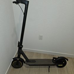 Navic Electric Scooter