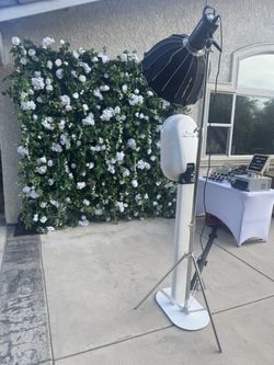 Photo Booth For R.E.N.T