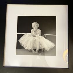 Marilyn Monroe Framed Picture 20” x 20”