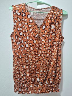 Womens cute blouse size Small
