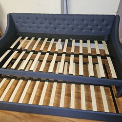 TWIN DAY BED