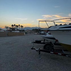 $50 Outdoor Storage Enclosed Cargo Flatbed Trailer Boat Parking Spaces

3 Acres

Gated With Lock & lights

24-7 Access

Double wide Gat. Lots of Room
