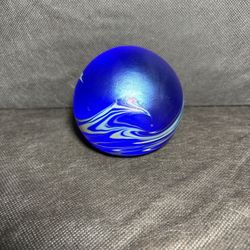 LUNDBERG STUDIOS Open Sky Waves 1990 Iridescent Glass Paperweight