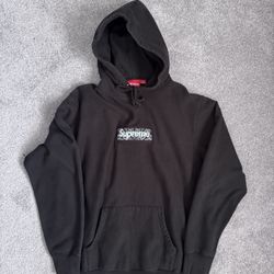 SUPREME BANDANA BOX LOGO 