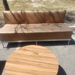 Sofa ()