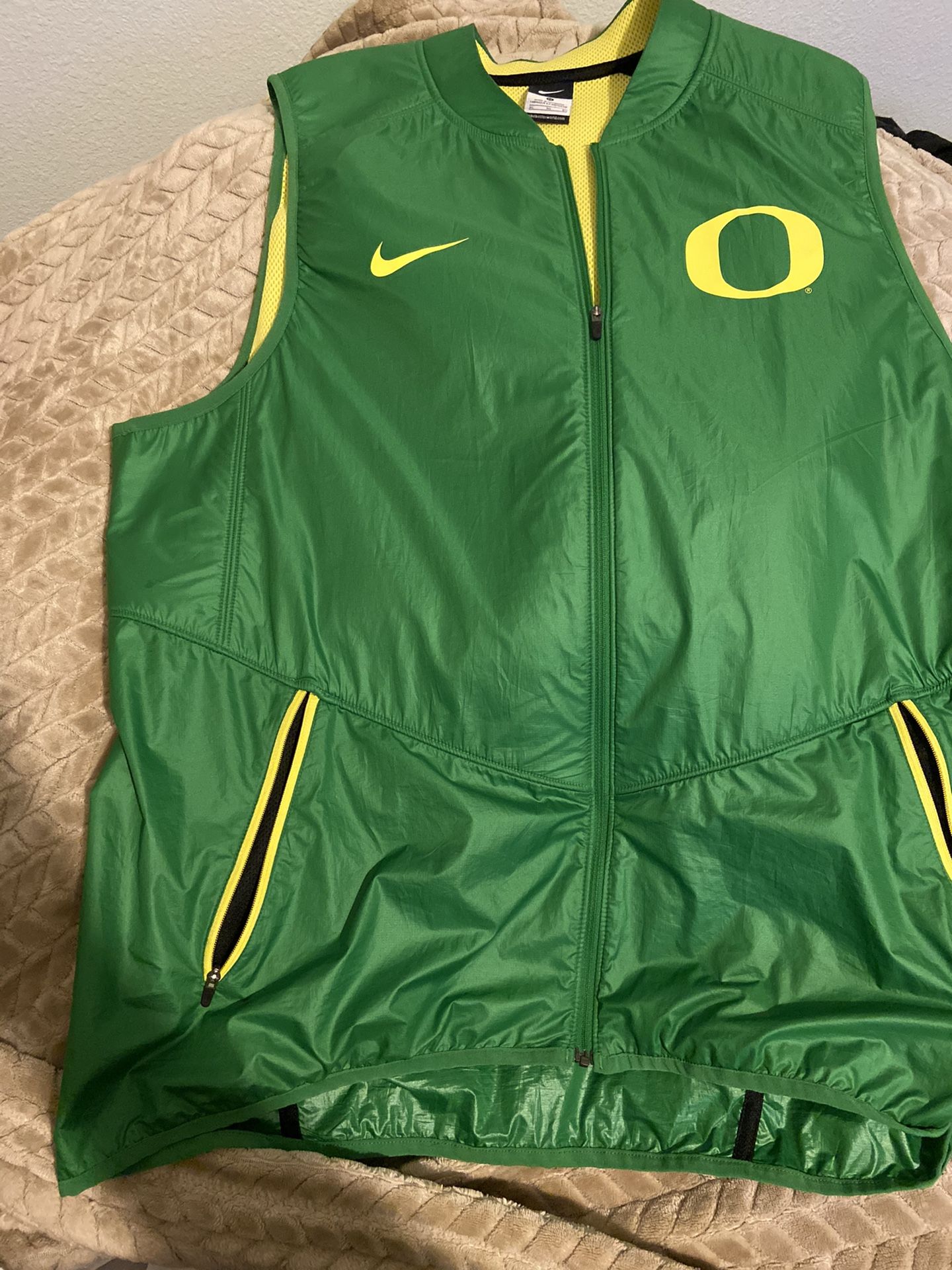 Oregon ducks athletic vest