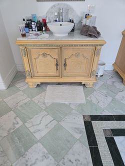 Rustic bathroom vanity
