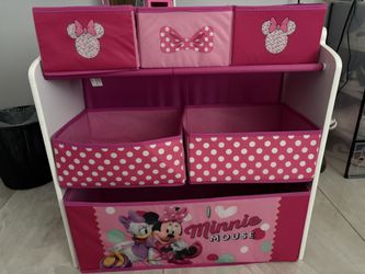 Minnie Mouse Table