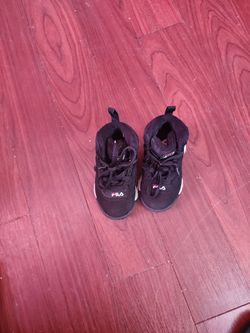 Kids Shoes Size 6