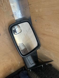 Ram 1500 Mirrors & Ram 2500 Bumper