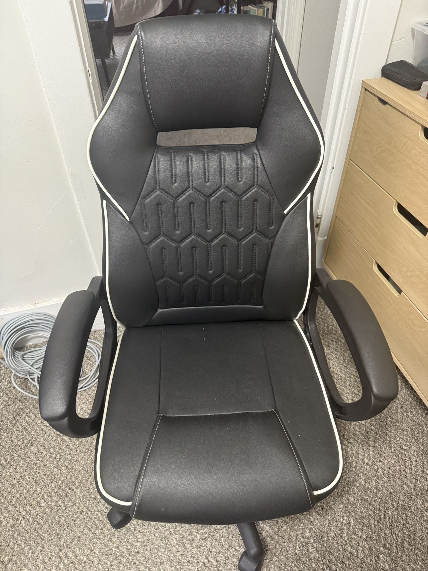 Insignia Gaming Chair
