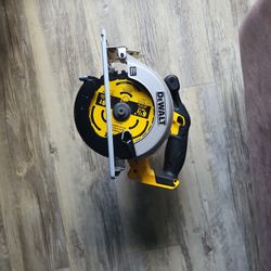 Dewalt 20v Circular Saw 6 1/2"